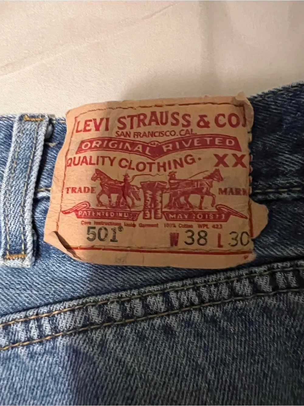 Levi's Straight Fit Men's Jeans in Blue Denim